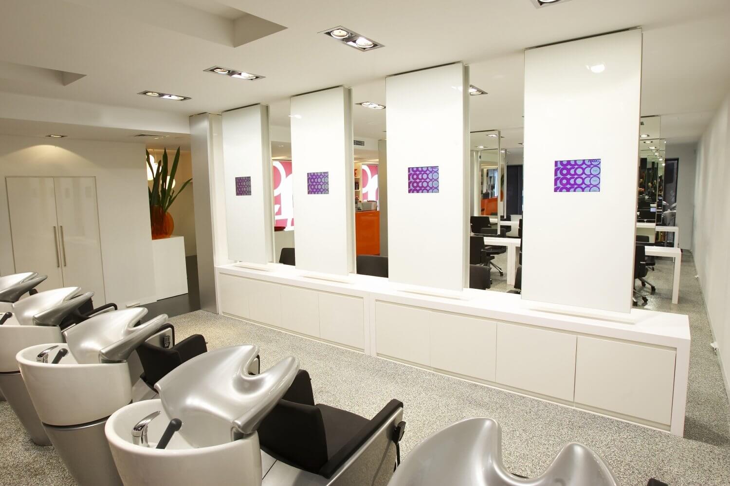 Rococo Concept Salon - Salon Design Hair Washers